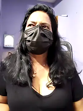 mallu-lover online show from 10/15/25, 01:00