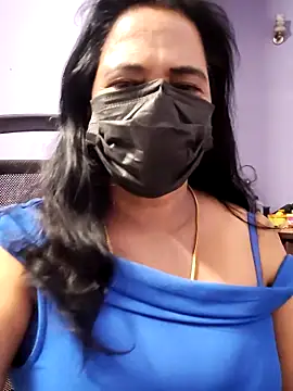 mallu-lover online show from 10/31/25, 01:56