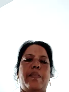 mallu-lover online show from 12/16/25, 09:36