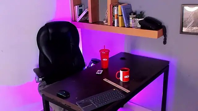 pinkk deemon online show from 01/18/26, 11:58