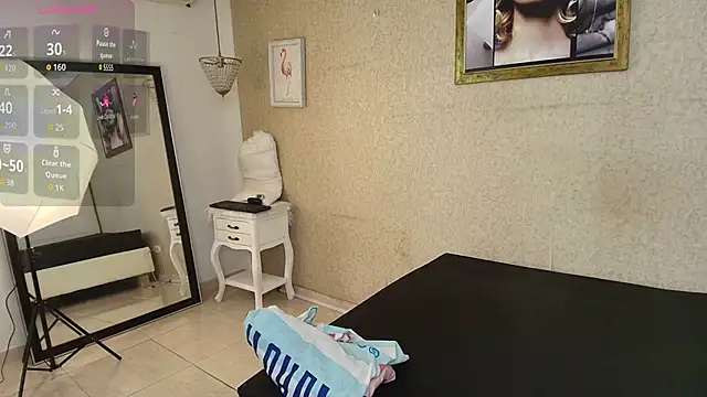 Miladiosa online show from 10/28/25, 11:58