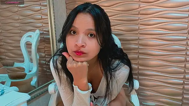 Miladiosa online show from 07/04/26, 11:49