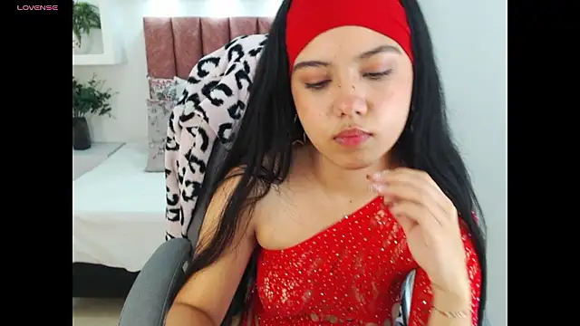 lucyrosse8 online show from 01/10/26, 03:19