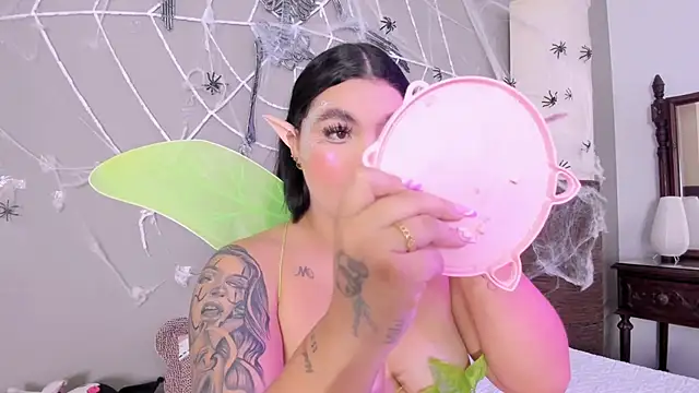 melody blossom  online show from 10/30/25, 08:31