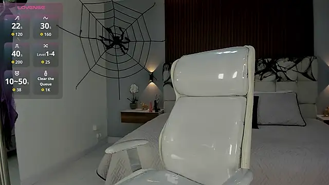 Snapshot of Anny_mayyer chatting on 10/20/25, 01:44 Anny mayyer online show from 10/20/25, 01:44