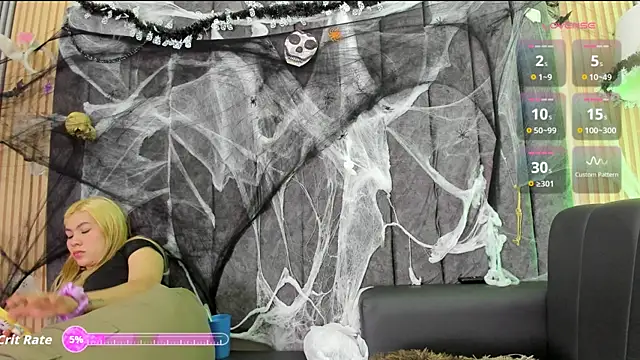 Snapshot of rubby_lux chatting on 10/28/25, 03:36 rubby lux online show from 10/28/25, 03:36