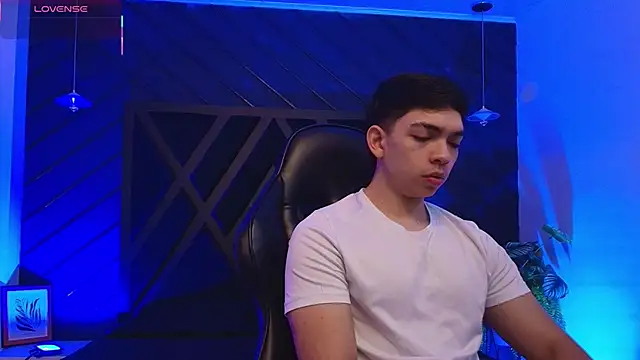 Eryonbradley online show from 03/17/26, 11:24