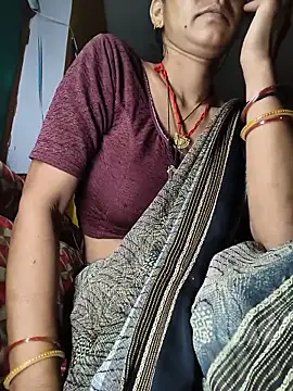Snapshot of Sonam_pandeyji chatting on 05/13/26, 11:22 Sonam pandeyji online show from 05/13/26, 11:22