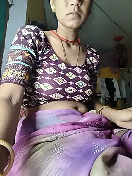 Snapshot of Sonam_pandeyji chatting on 05/25/26, 11:44 Sonam pandeyji online show from 05/25/26, 11:44