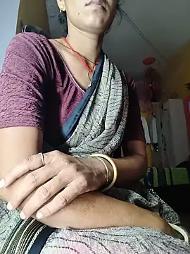 Snapshot of Sonam_pandeyji chatting on 05/31/26, 09:38 Sonam pandeyji online show from 05/31/26, 09:38