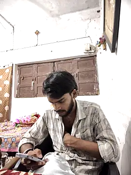 yashuuuu021 online show from 10/04/25, 05:55