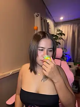 Kath C online show from 04/11/26, 05:34