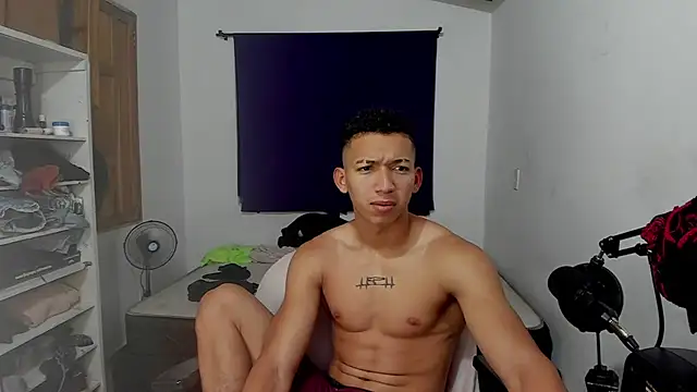 Snapshot of JuanchiT66 chatting on 09/12/25, 04:56 JuanchiT66 online show from 09/12/25, 04:56