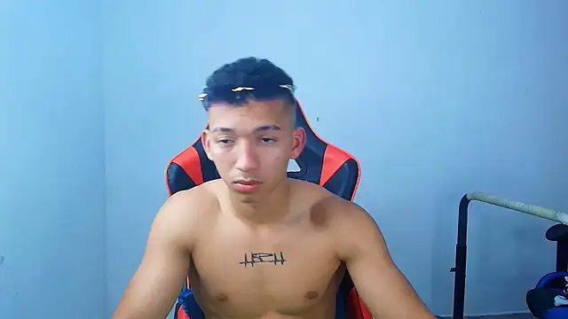 Snapshot of JuanchiT66 chatting on 09/23/25, 03:31 JuanchiT66 online show from 09/23/25, 03:31