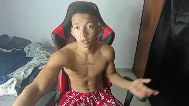 JuanchiT66 online show from 04/01/26, 02:14