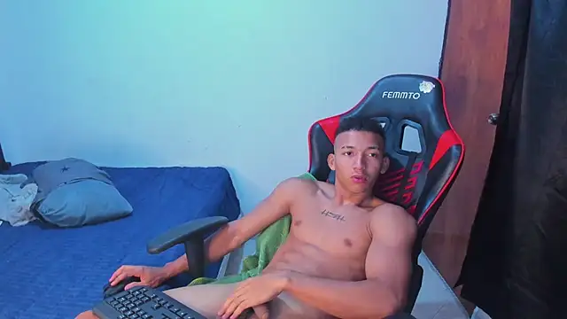 JuanchiT66 online show from 06/05/26, 02:40
