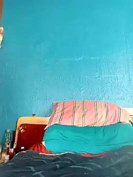 Snapshot of mileesha chatting on 02/07/25, 12:06 mileesha online show from 02/07/25, 12:06