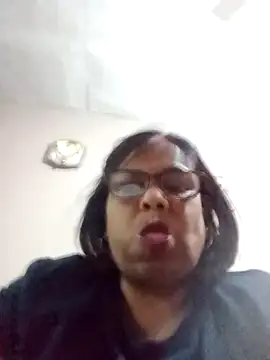 Snapshot of mileesha chatting on 02/09/25, 06:16 mileesha online show from 02/09/25, 06:16