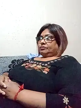 Snapshot of mileesha chatting on 09/19/25, 06:41 mileesha online show from 09/19/25, 06:41