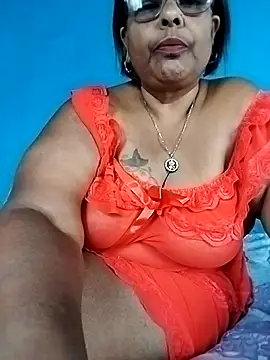 Snapshot of mileesha chatting on 11/25/25, 07:52 mileesha online show from 11/25/25, 07:52