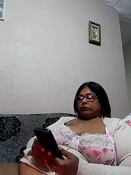 mileesha online show from 06/16/26, 06:32