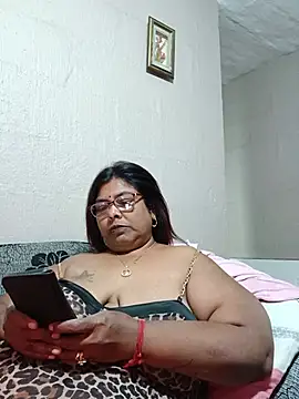 mileesha online show from 07/18/26, 06:34