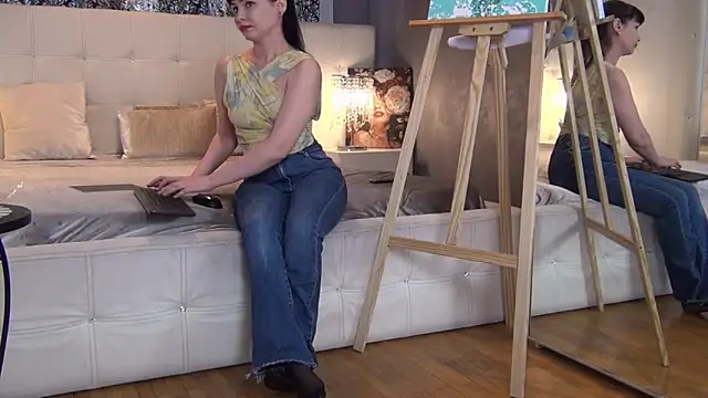 LadyValeriaXO online show from 02/24/26, 11:52