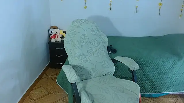 sajecrismaa online show from 04/13/26, 08:14