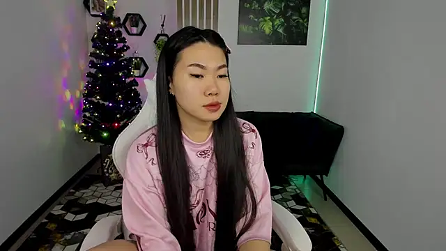 LunaPurrr online show from 01/06/26, 10:56