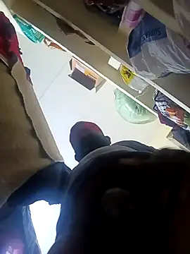 Tamilpayan09876 online show from 12/21/25, 09:44