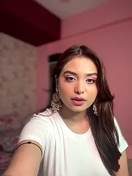 chloiedecker online show from 04/08/26, 07:36