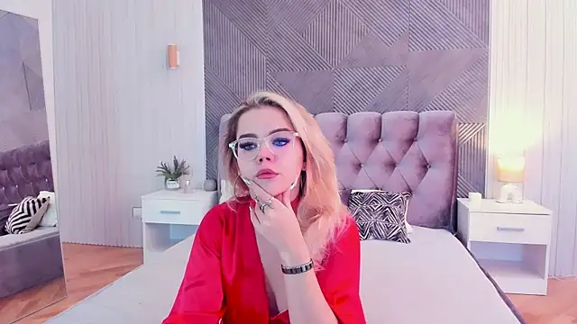 PrincessSlay online show from 09/12/25, 05:18