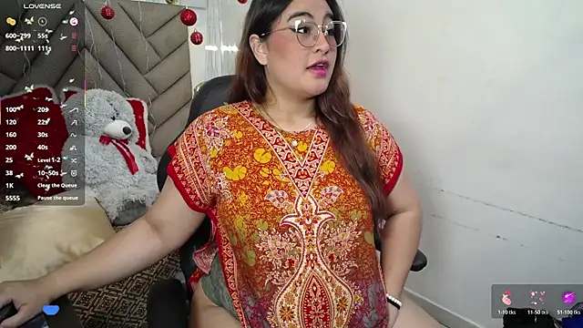 heluejamil online show from 12/20/25, 11:12