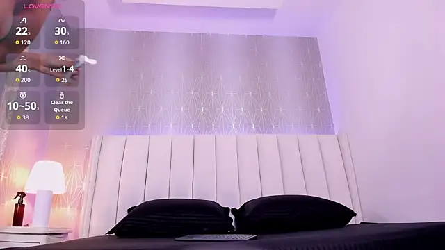 Mia-Medina online show from 04/17/26, 08:01