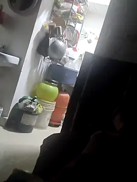 Snapshot of whitelady15 chatting on 09/09/25, 06:29 whitelady15 online show from 09/09/25, 06:29