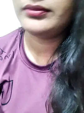 Snapshot of Cute_pinkii chatting on 11/25/25, 07:47 Cute pinkii online show from 11/25/25, 07:47