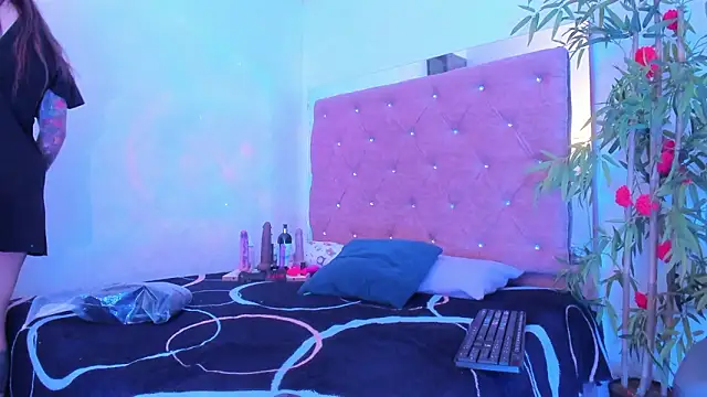 JulianaCarter online show from 02/27/26, 07:36