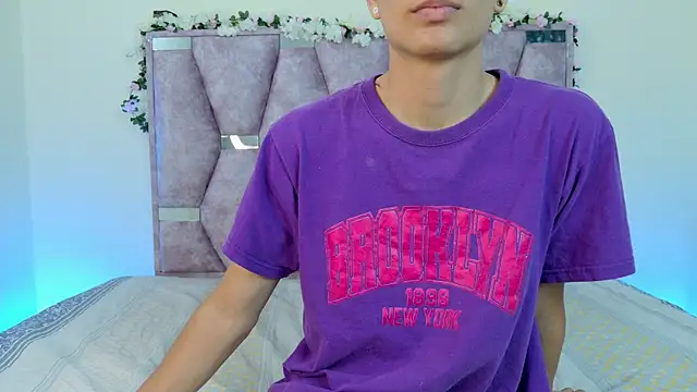 lana and liam  online show from 11/04/25, 09:30