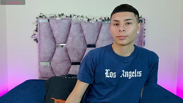 lana and liam  online show from 11/13/25, 09:19