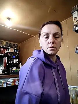 Snapshot of KimmyAghora chatting on 09/22/25, 05:53 KimmyAghora online show from 09/22/25, 05:53