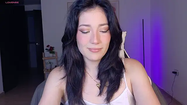 Eliih 01 online show from 10/23/25, 03:39