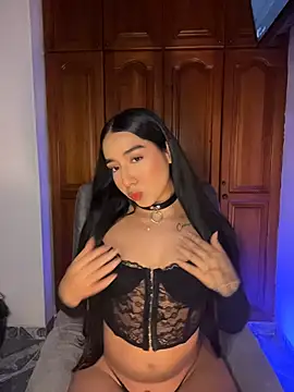 KaditaNavarro online show from 02/17/26, 11:11