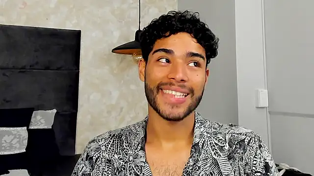 RaphaelDufort online show from 10/03/25, 11:57