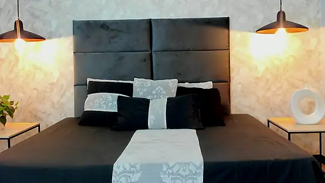 RaphaelDufort online show from 10/06/25, 11:57