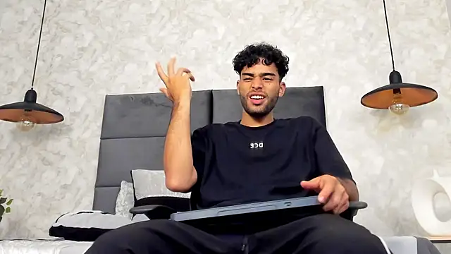 RaphaelDufort online show from 10/15/25, 11:49