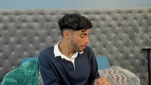 RaphaelDufort online show from 10/18/25, 05:46