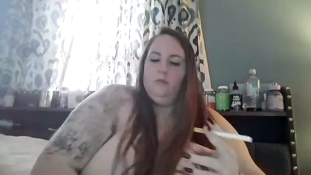 Domimommy420 online show from 02/15/26, 06:04