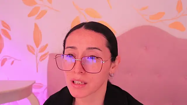 Ginevra esposito online show from 03/31/26, 12:49