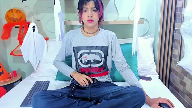 Dan Copers online show from 10/22/25, 01:55