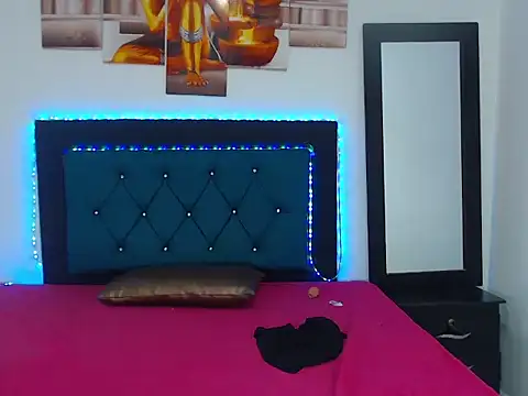 Snapshot of silvana_dolll chatting on 10/26/25, 07:42 silvana dolll online show from 10/26/25, 07:42